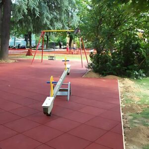 parco-giochi-esterno